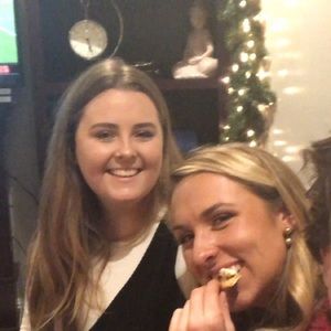 Meet your Posher, Áine